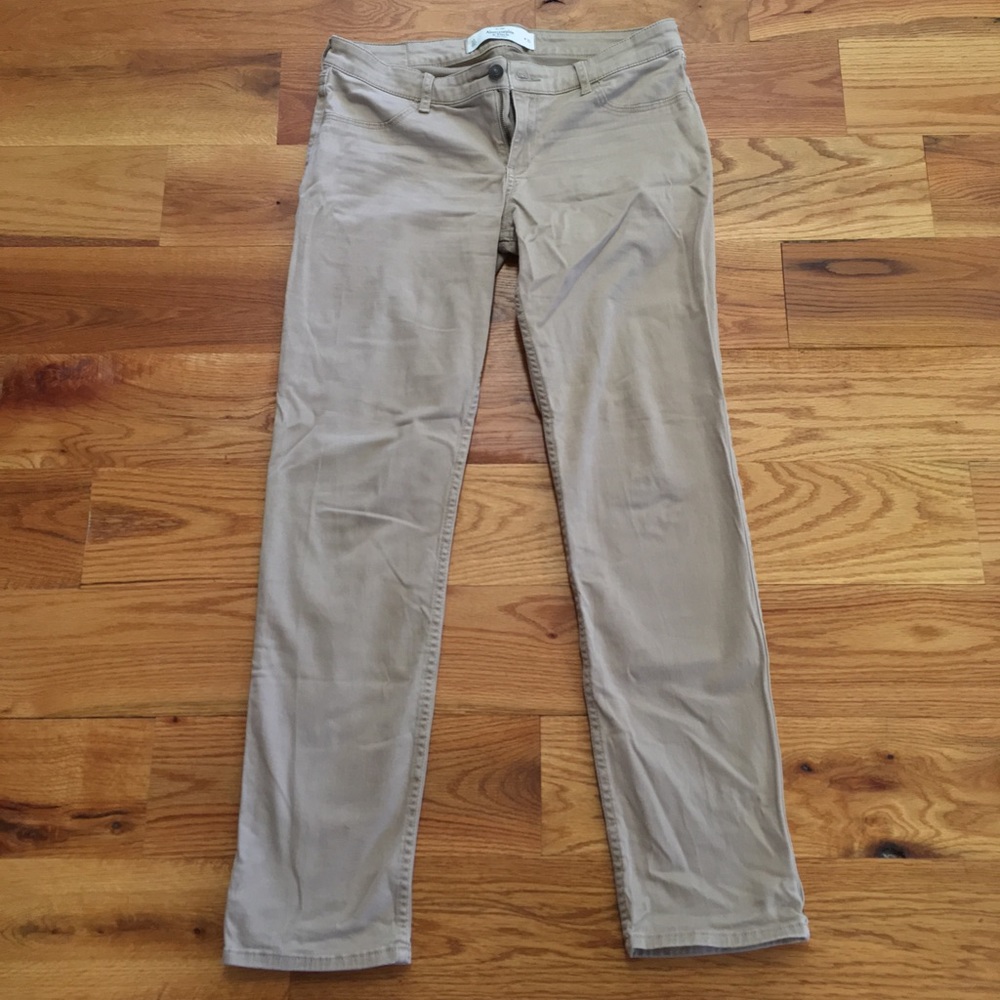 ABERCROMBIE AND FITCH Khaki Pants